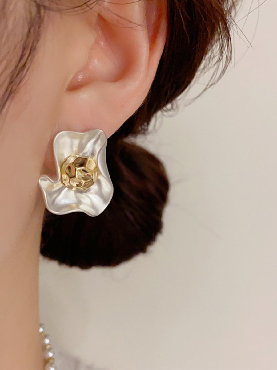 Simple Metal Flower Petal Stud Earrings MSE20008